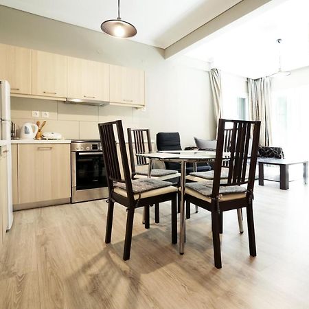 Delmare Mqueen Apartment เทสซาโลนิกิ ภายนอก รูปภาพ