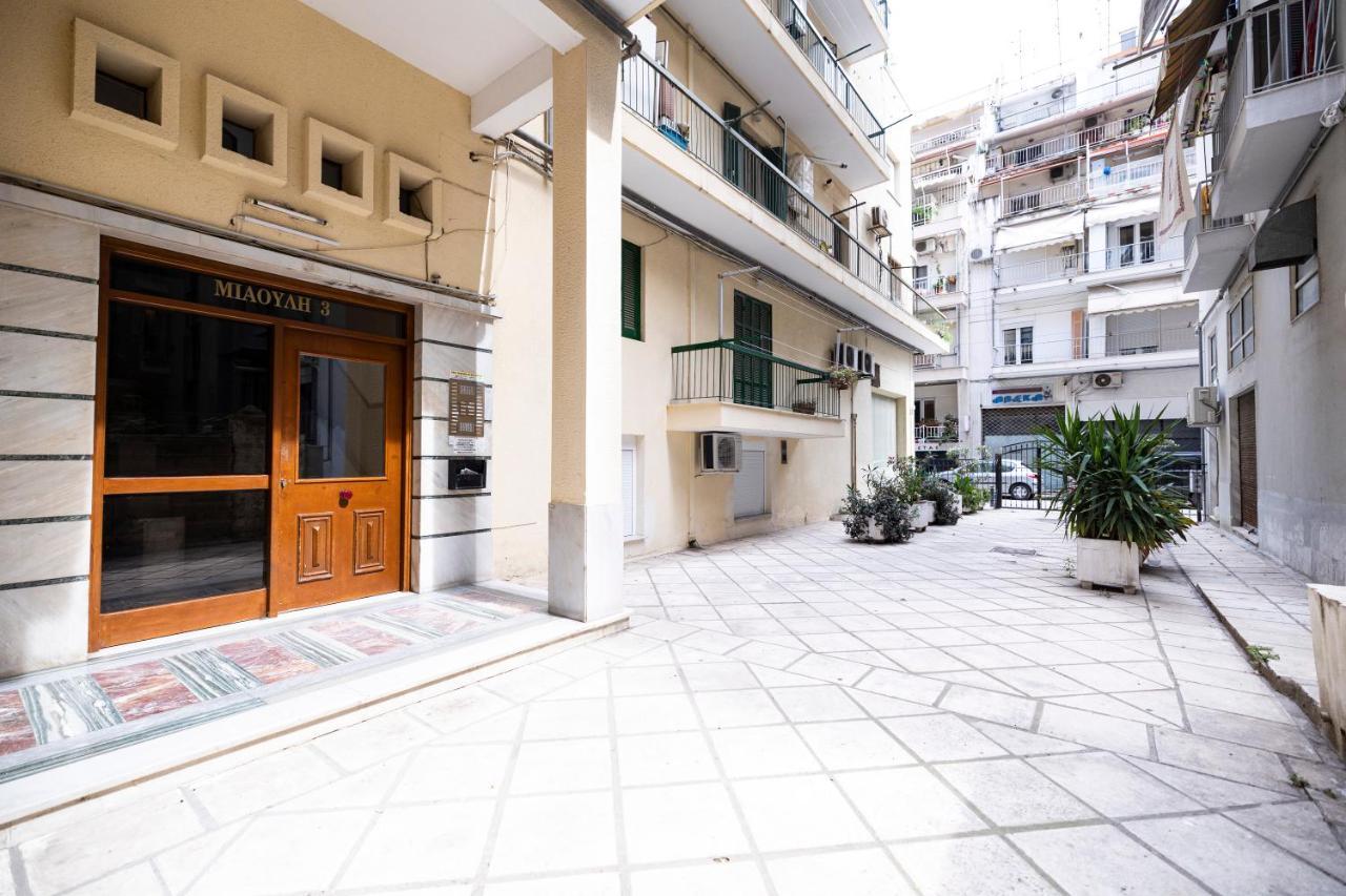 Delmare Mqueen Apartment เทสซาโลนิกิ ภายนอก รูปภาพ